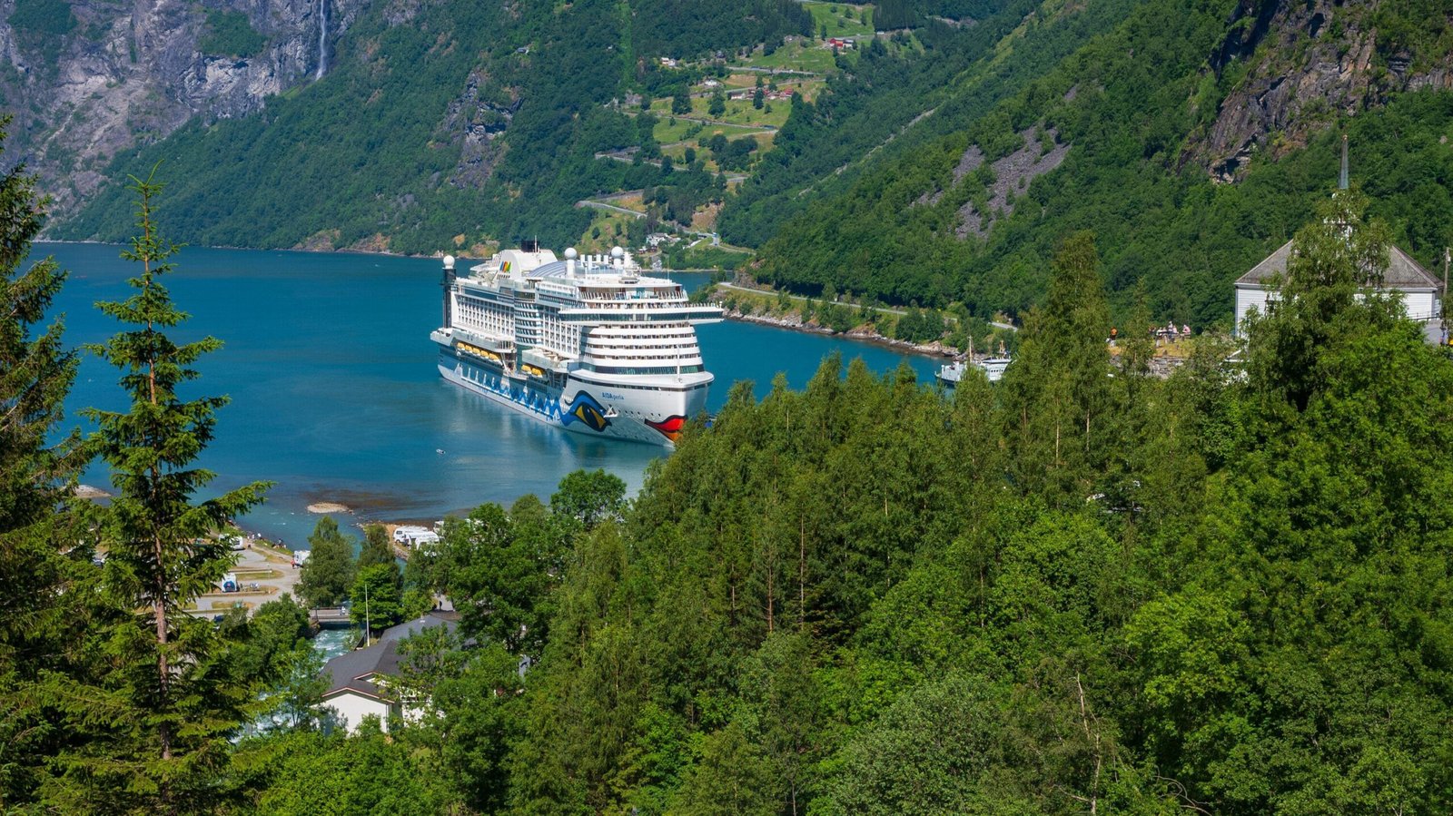 In Norway, Are ‘Coolcations’ Taking a Toll?