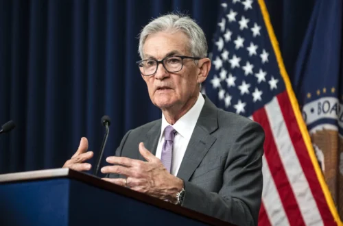 Fed Chair Powell Boosts Expectations of US Rate Cut: Analyzing the Impact on Markets, Jobs, and Your Wallet