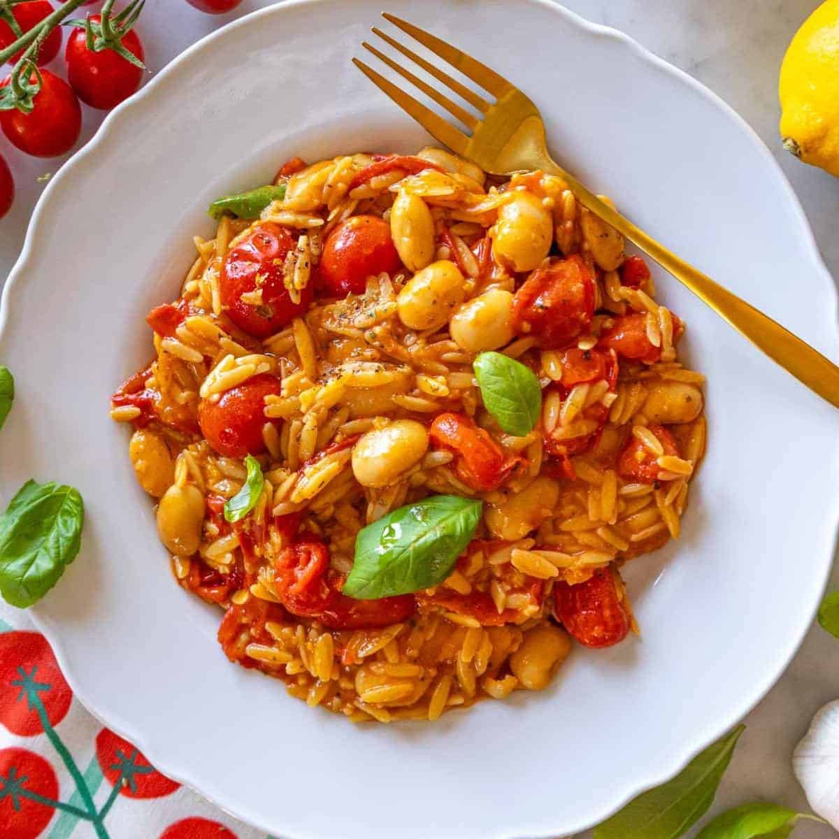 Burst Cherry Tomato Orzotto: A Summery One-Pot Wonder