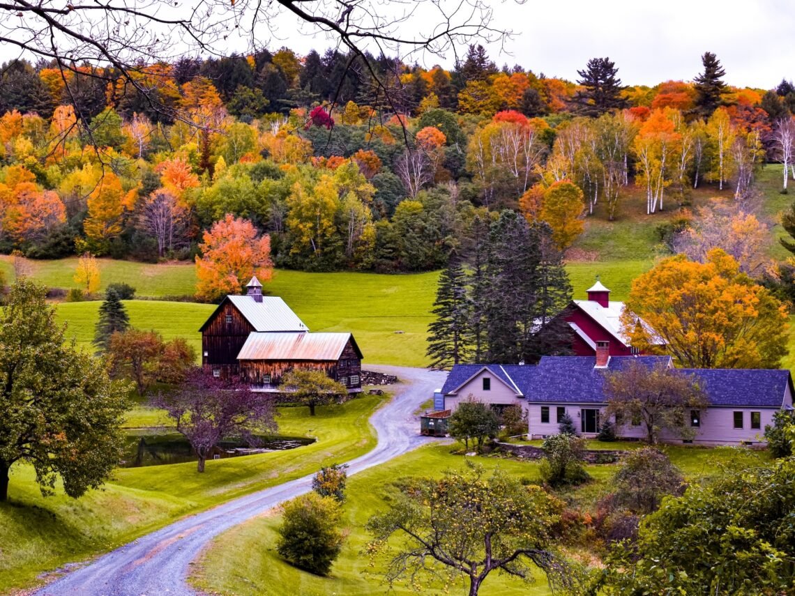 Pomfret, Vermont: The Fall Foliage Town That Banned Influencers